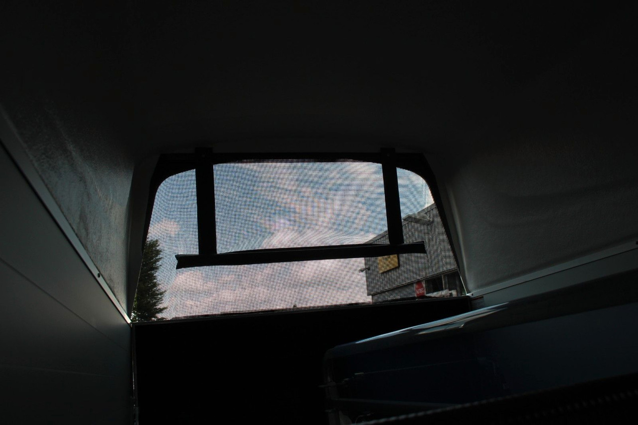 Leasing of  Humbaur Equitos Alu Plus 2400 Pferdeanhänger Sattelkamme Humbaur Equitos Alu Plus 2400 Pferdeanhänger Sattelkamme: picture 20