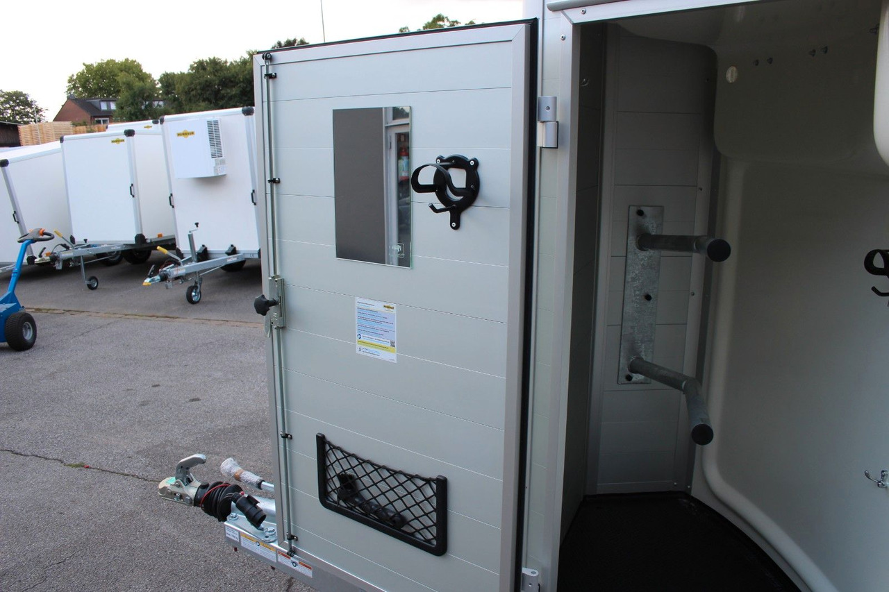 Leasing of  Humbaur Equitos Alu Plus 2400 Pferdeanhänger Sattelkamme Humbaur Equitos Alu Plus 2400 Pferdeanhänger Sattelkamme: picture 17