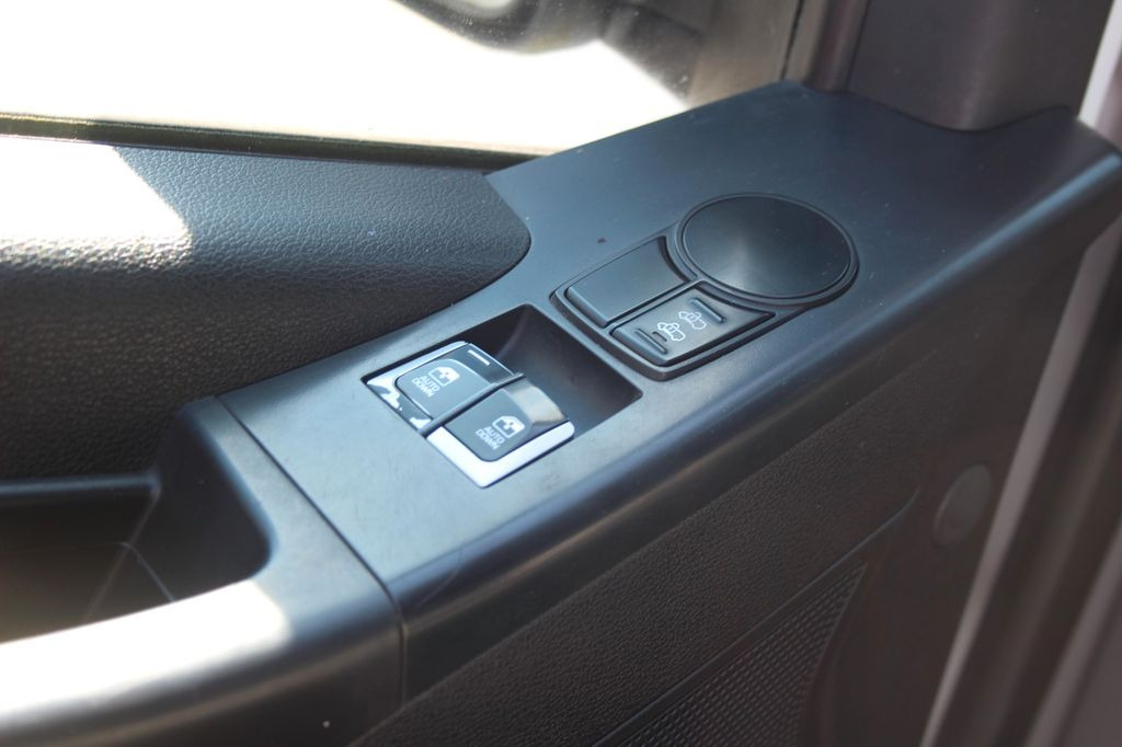Minibus, Passenger van Hyundai H350 Klima L2H2 1.Hand 137tKM: picture 10