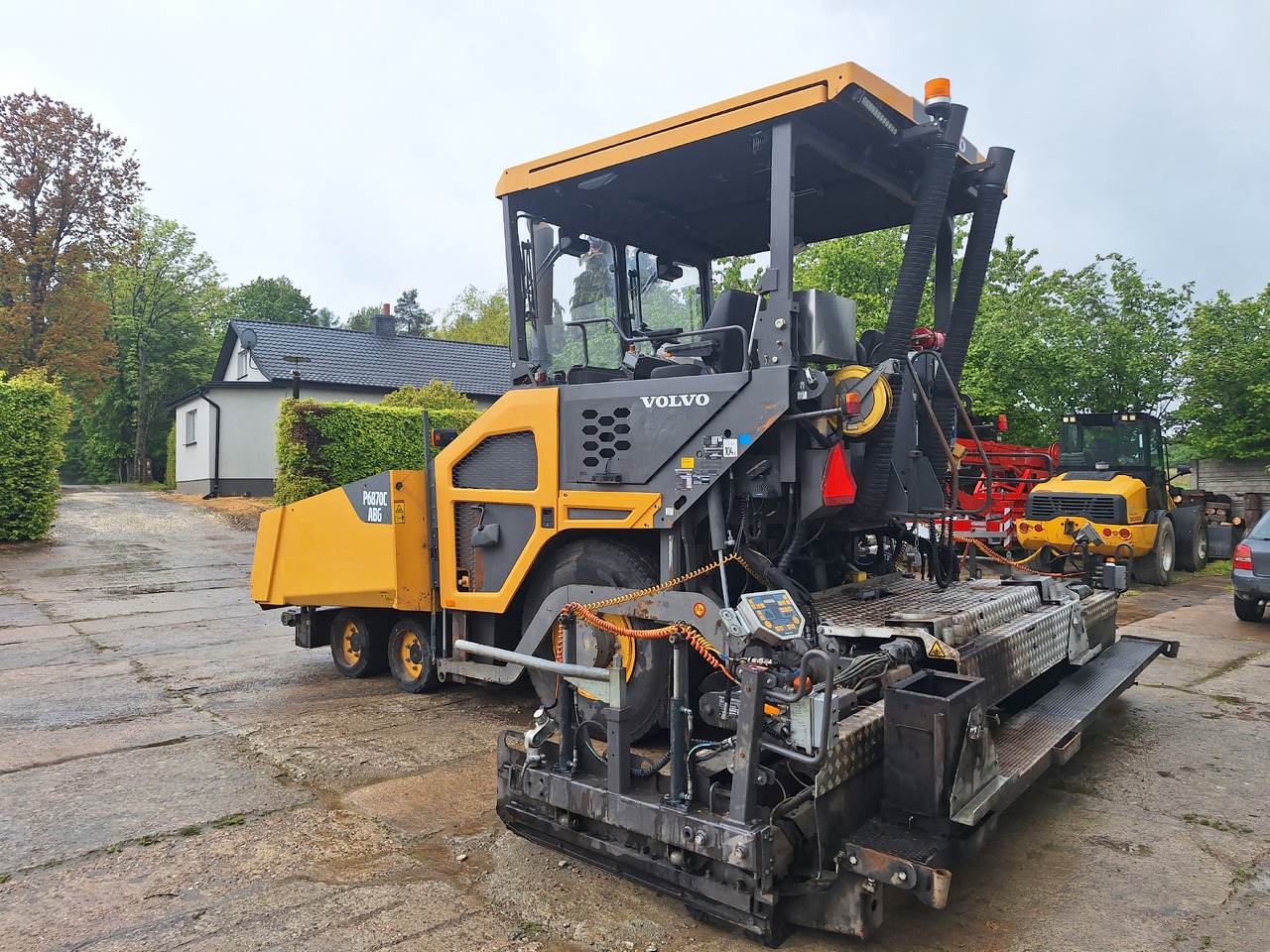VOLVO P6870C - Asphalt paver: picture 5 VOLVO P6870C - Asphalt paver: picture 5