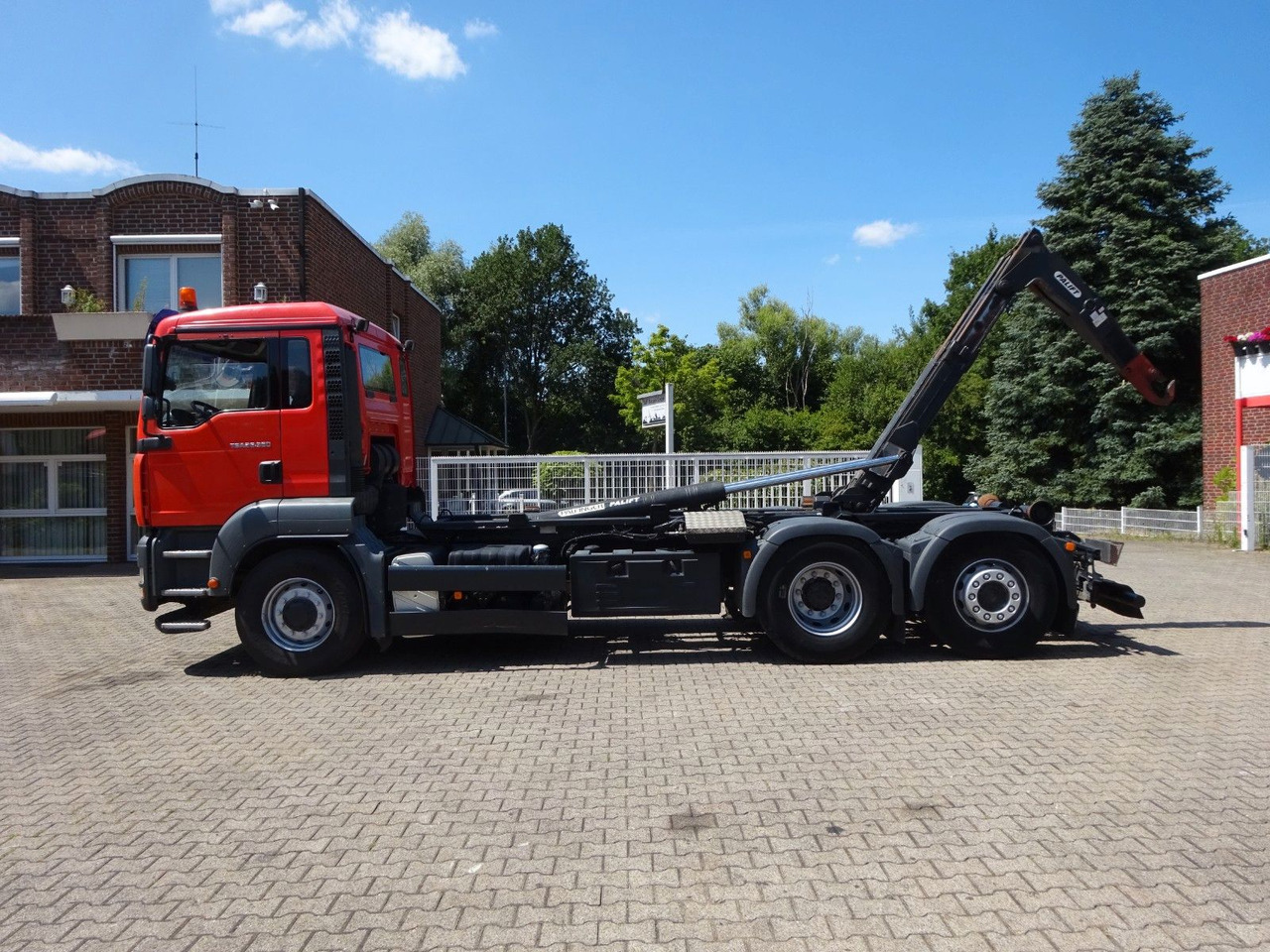MAN 26.360 TGA PALFINGER Abroller 6x2-4 Hydrodrive - Hook lift truck: picture 3 MAN 26.360 TGA PALFINGER Abroller 6x2-4 Hydrodrive - Hook lift truck: picture 3