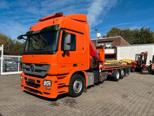 Mercedes-Benz 2541 Actros Plattform + FASSI Kran 6X2 - Crane truck: picture 2 Mercedes-Benz 2541 Actros Plattform + FASSI Kran 6X2 - Crane truck: picture 2