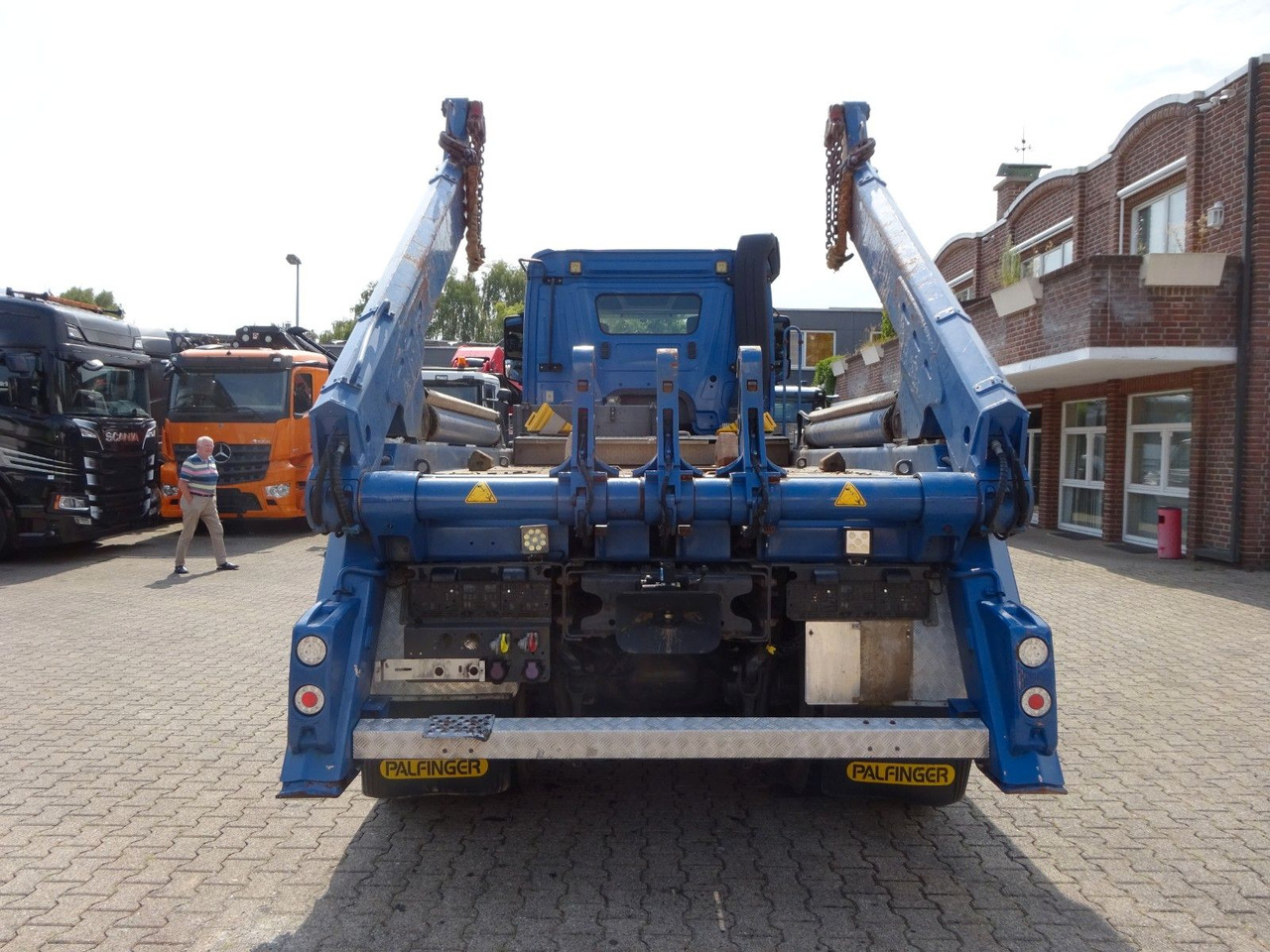 Mercedes-Benz Arocs 2645 Absetzkipper MEILLER 6x4 - Tipper: picture 5 Mercedes-Benz Arocs 2645 Absetzkipper MEILLER 6x4 - Tipper: picture 5