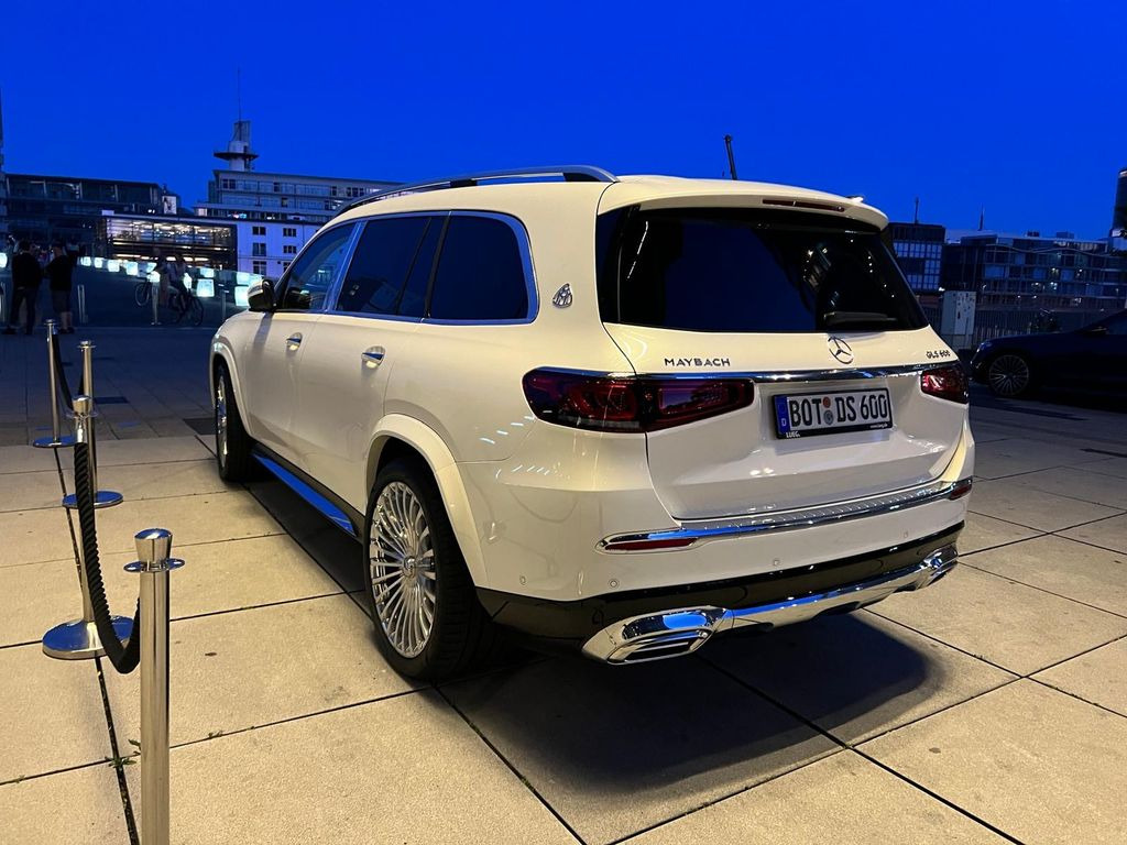 Mercedes-Benz GLS 600 Maybach 4Matic | 23 ZOLL | BURMESTER - SUV: picture 4 Mercedes-Benz GLS 600 Maybach 4Matic | 23 ZOLL | BURMESTER - SUV: picture 4