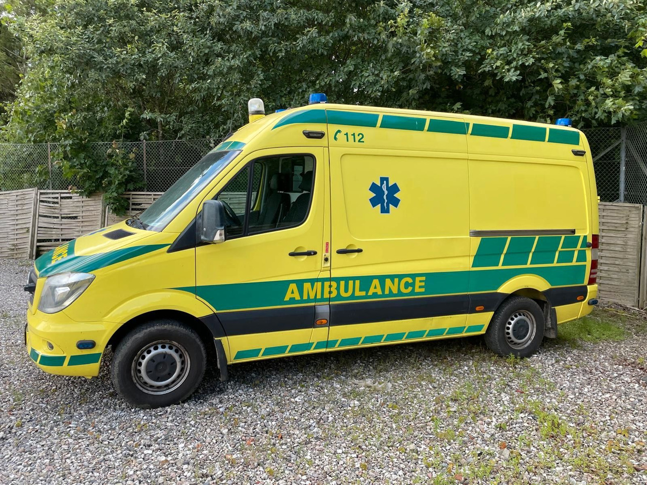Mercedes-Benz Sprinter II Kasten 316 CDI Aut *Ambulance - Ambulance: picture 2 Mercedes-Benz Sprinter II Kasten 316 CDI Aut *Ambulance - Ambulance: picture 2