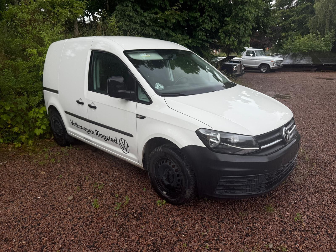 Volkswagen Caddy 2.0 TDI *A/C *ENGINE DEFECT - Small van: picture 1 Volkswagen Caddy 2.0 TDI *A/C *ENGINE DEFECT - Small van: picture 1