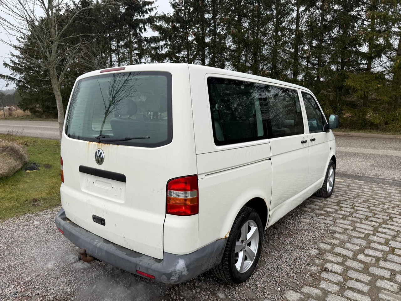 Volkswagen T5 Transporter 1.9 TDI *9 Sitze *RESERVED RO - Passenger van: picture 4 Volkswagen T5 Transporter 1.9 TDI *9 Sitze *RESERVED RO - Passenger van: picture 4