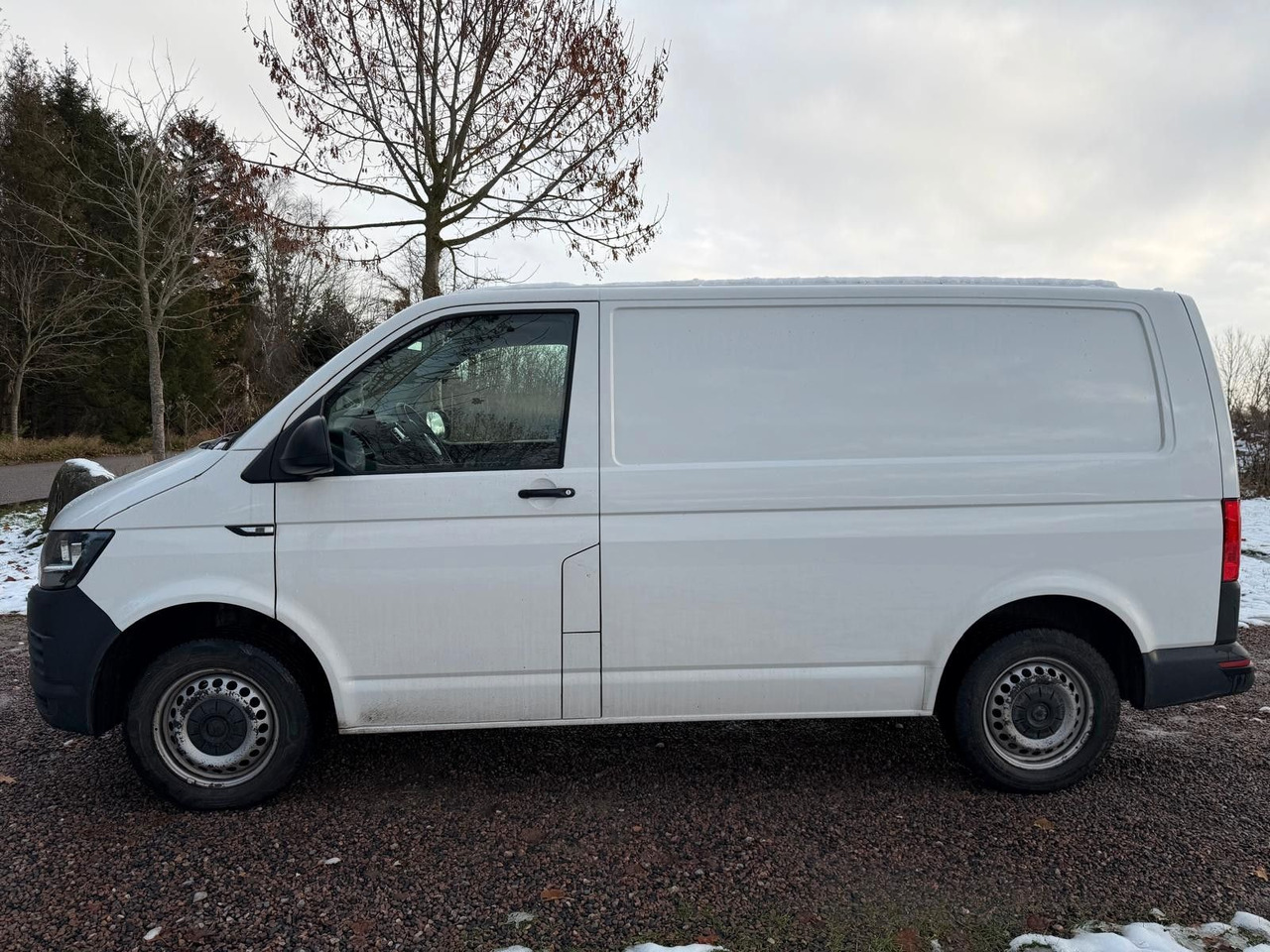 Volkswagen T6 Transporter Kasten Kombi - Passenger van: picture 2 Volkswagen T6 Transporter Kasten Kombi - Passenger van: picture 2