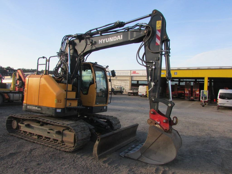Hyundai HX 130 ALCR Kettenbagger 77.500 EUR / AC - Crawler excavator: picture 4 Hyundai HX 130 ALCR Kettenbagger 77.500 EUR / AC - Crawler excavator: picture 4