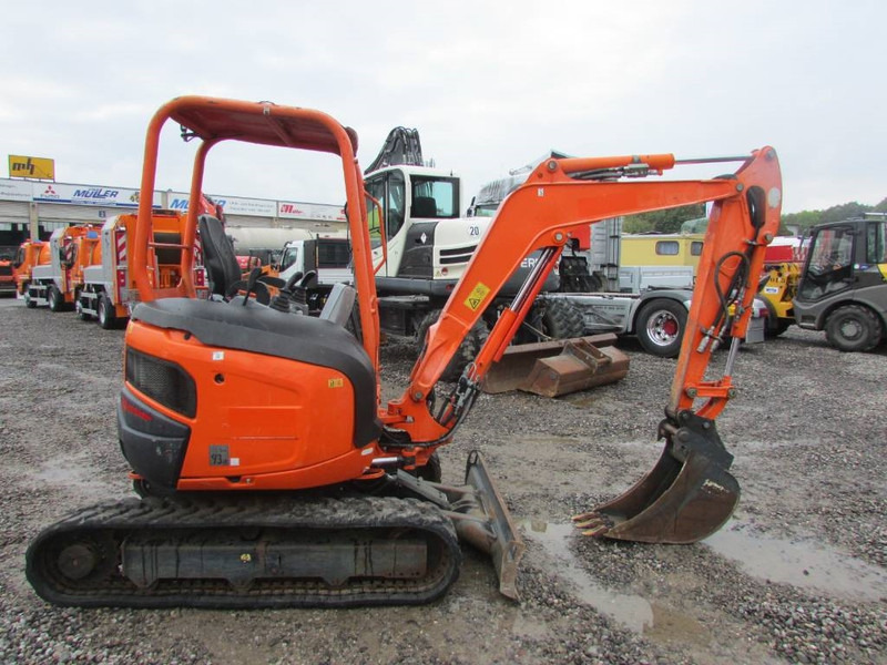 Kubota U 27-4 Canopy Minibagger 18.000 EUR - Mini excavator: picture 4 Kubota U 27-4 Canopy Minibagger 18.000 EUR - Mini excavator: picture 4