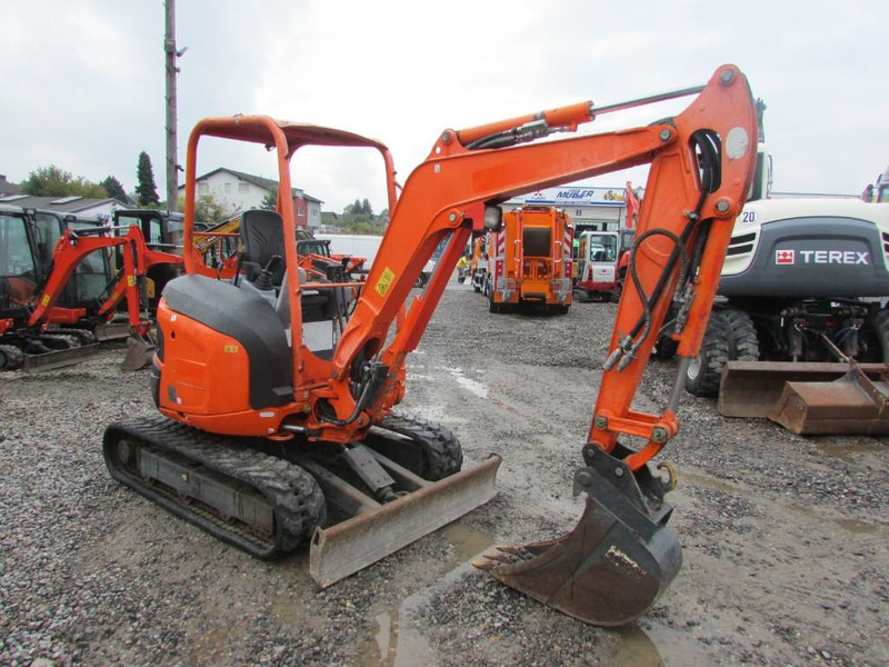Kubota U 27-4 Canopy Minibagger 18.000 EUR - Mini excavator: picture 3 Kubota U 27-4 Canopy Minibagger 18.000 EUR - Mini excavator: picture 3