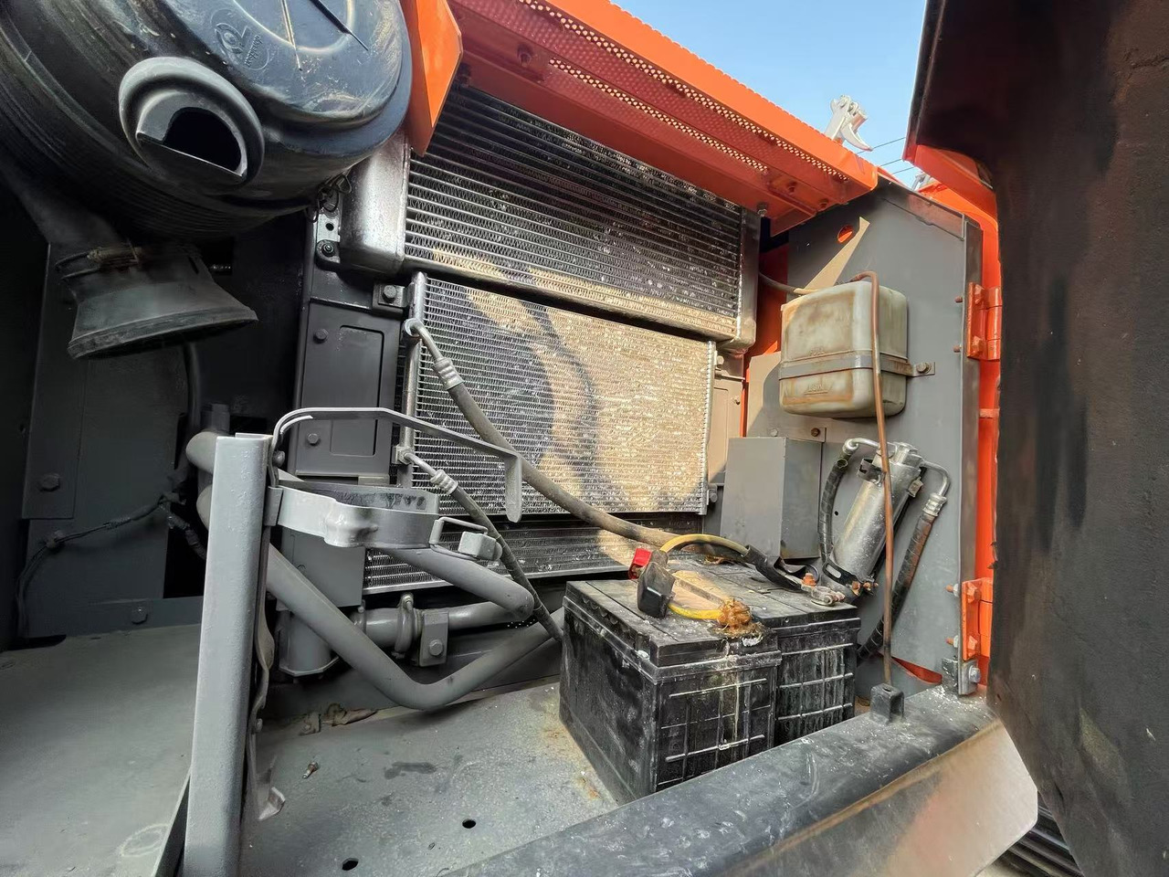 HITACHI ZX160 - Crawler excavator: picture 2 HITACHI ZX160 - Crawler excavator: picture 2