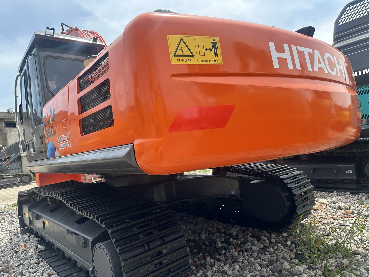 HITACHI ZX350H - Crawler excavator: picture 2 HITACHI ZX350H - Crawler excavator: picture 2