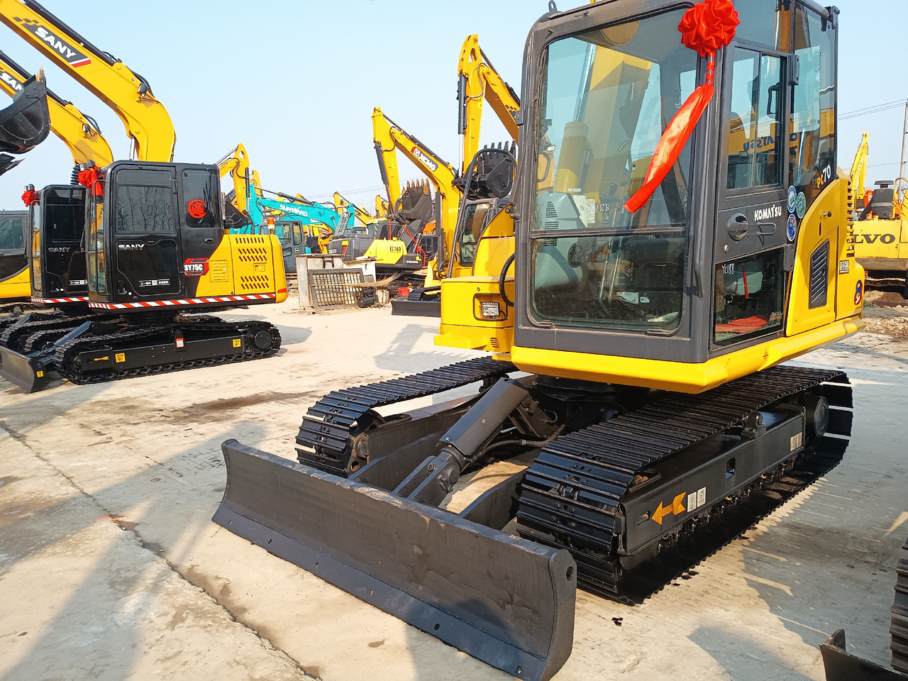 Komatsu PC70 - Crawler excavator: picture 2 Komatsu PC70 - Crawler excavator: picture 2