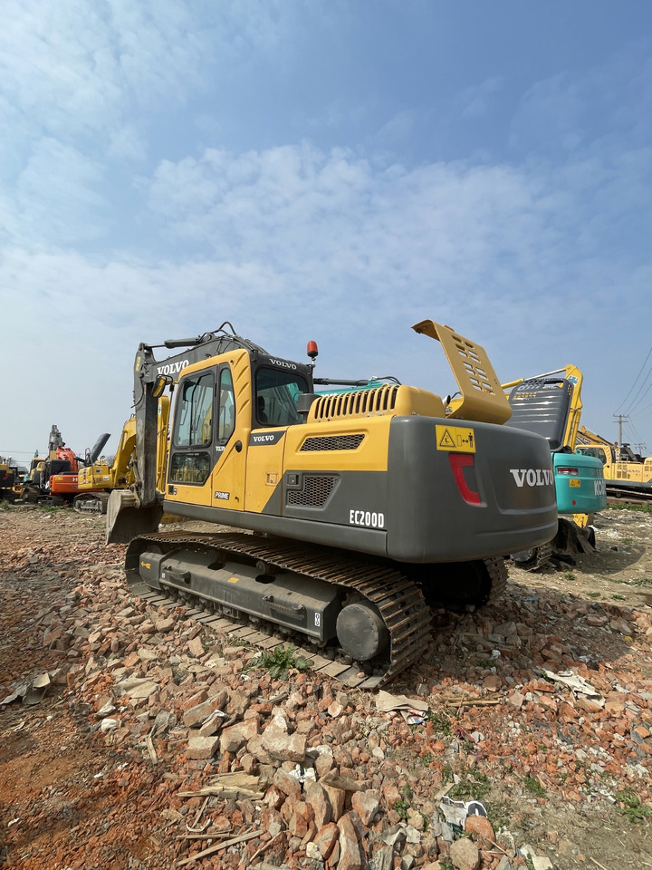 VOLVO EC200D - Crawler excavator: picture 5 VOLVO EC200D - Crawler excavator: picture 5