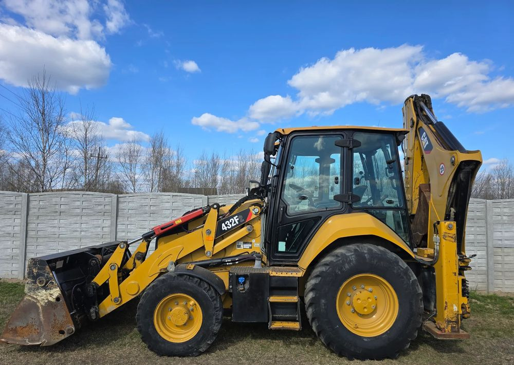 Caterpillar - Backhoe loader: picture 5 Caterpillar - Backhoe loader: picture 5