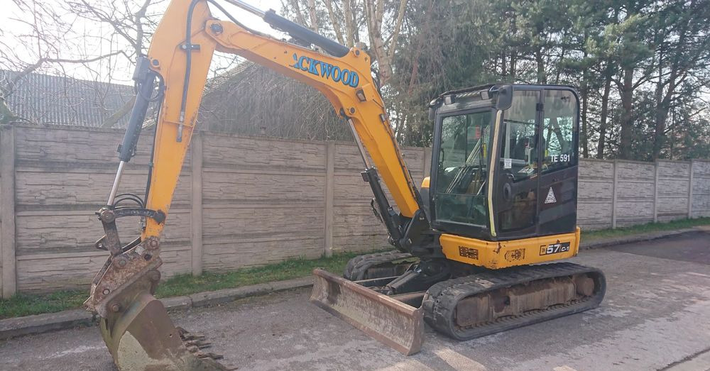 JCB - Crawler excavator: picture 2 JCB - Crawler excavator: picture 2