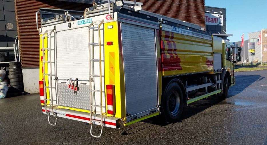 2005 Mercedes-Benz Econic 1833L / 2,50m høyde / Water tanker / Firetruck - Fire truck: picture 2 2005 Mercedes-Benz Econic 1833L / 2,50m høyde / Water tanker / Firetruck - Fire truck: picture 2