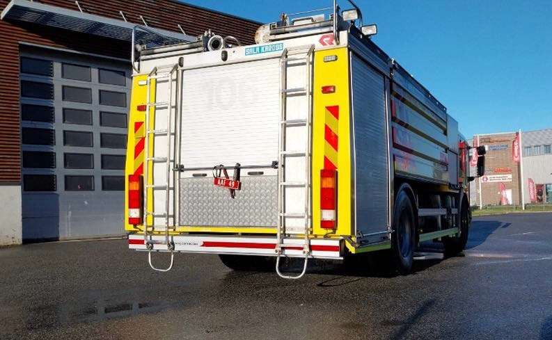 2005 Mercedes-Benz Econic 1833L / 2,50m høyde / Water tanker / Firetruck - Fire truck: picture 4 2005 Mercedes-Benz Econic 1833L / 2,50m høyde / Water tanker / Firetruck - Fire truck: picture 4
