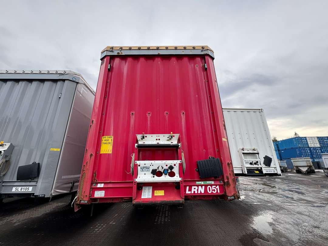 2015 KRONE Profi Line / MEGA / Curtain / Lifting roof - Curtainsider semi-trailer: picture 2 2015 KRONE Profi Line / MEGA / Curtain / Lifting roof - Curtainsider semi-trailer: picture 2