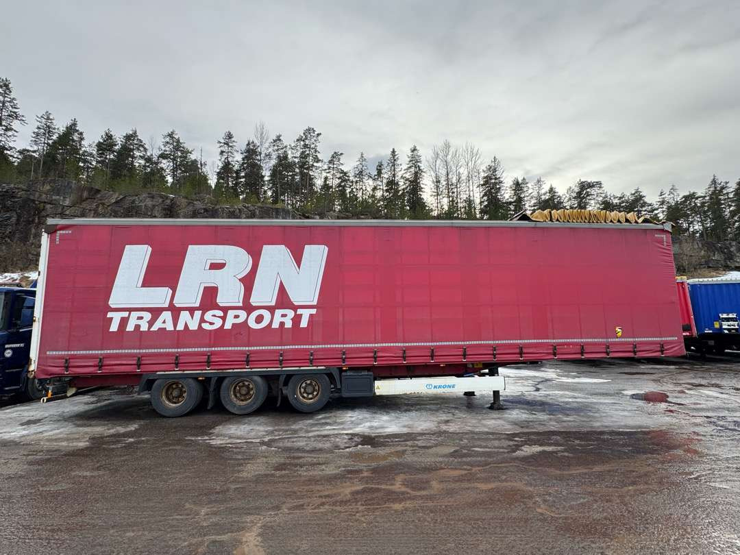 2015 KRONE Profi Liner / MEGA / Curtain / Lifting roof - Curtainsider semi-trailer: picture 2 2015 KRONE Profi Liner / MEGA / Curtain / Lifting roof - Curtainsider semi-trailer: picture 2