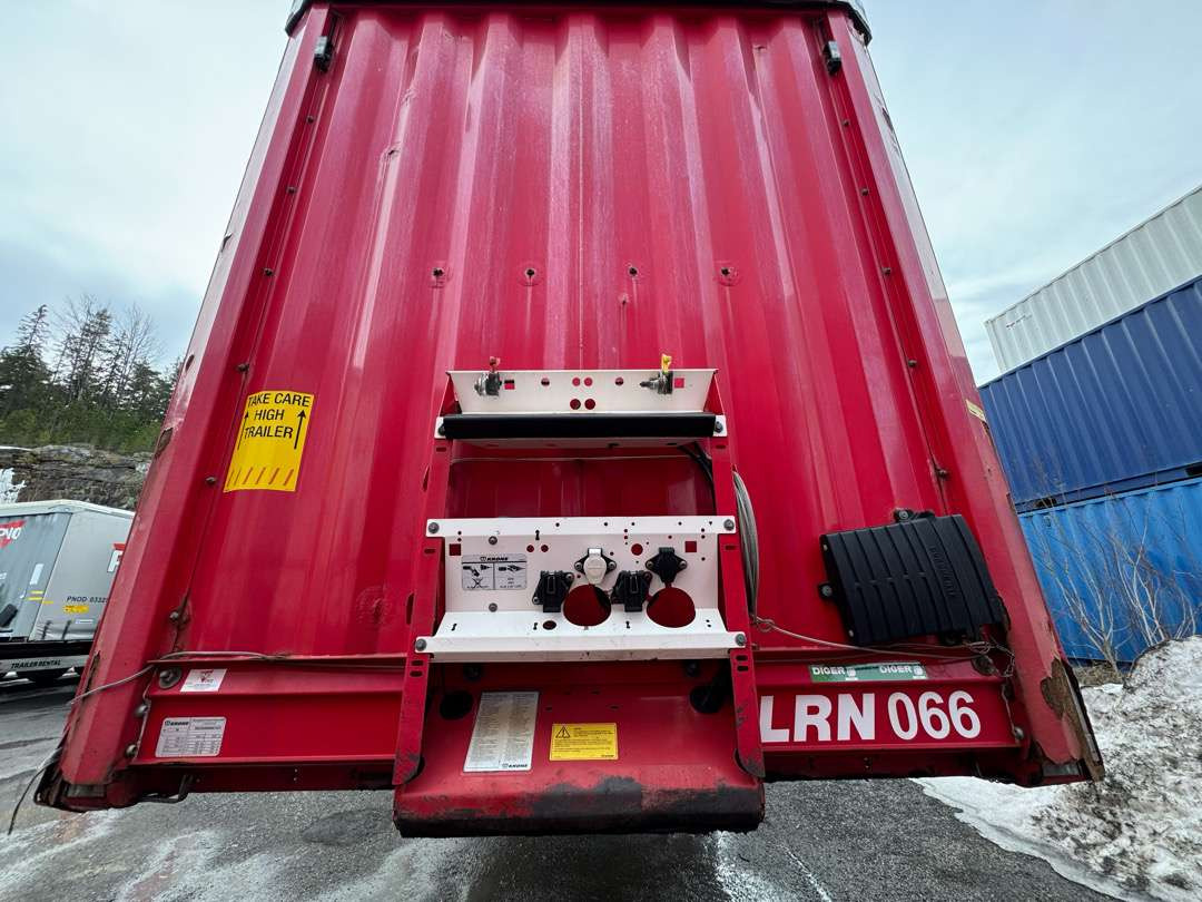 2015 KRONE Profi Liner / MEGA / Curtain / Lifting roof - Curtainsider semi-trailer: picture 4 2015 KRONE Profi Liner / MEGA / Curtain / Lifting roof - Curtainsider semi-trailer: picture 4