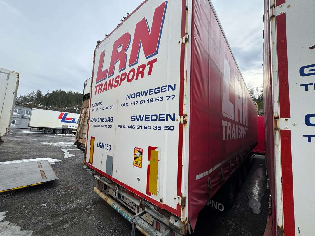 2015 KRONE Profi Liner / MEGA / Curtain / Lifting roof - Curtainsider semi-trailer: picture 2 2015 KRONE Profi Liner / MEGA / Curtain / Lifting roof - Curtainsider semi-trailer: picture 2