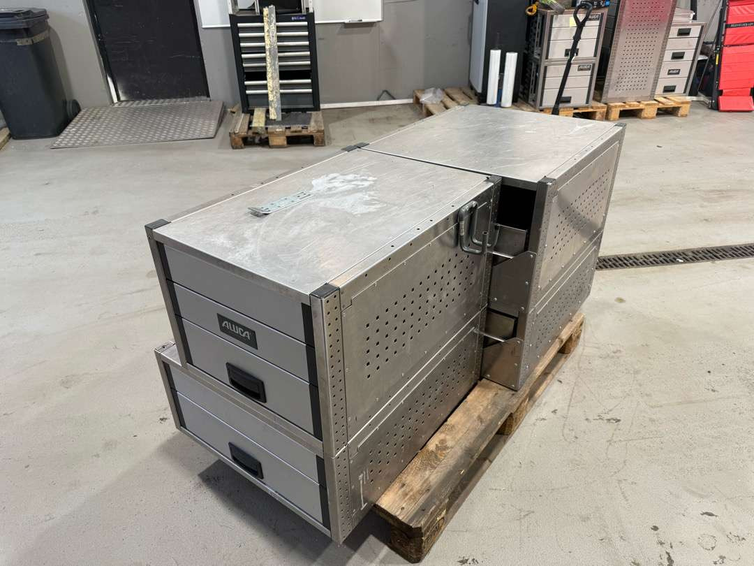 Aluca Bilinnredning / 2 x moduler - Workshop equipment: picture 4 Aluca Bilinnredning / 2 x moduler - Workshop equipment: picture 4
