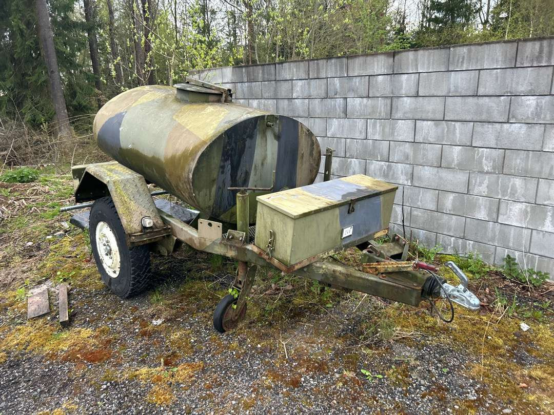 Vanntankhenger 1000 liter - Tank trailer: picture 2 Vanntankhenger 1000 liter - Tank trailer: picture 2
