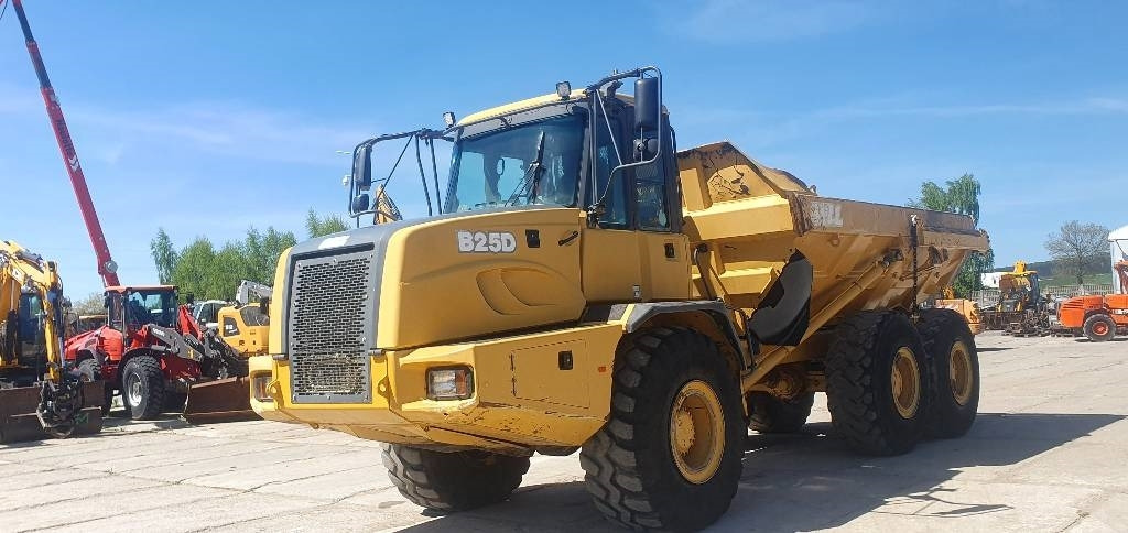 Bell B 25 D - Articulated dumper: picture 1 Bell B 25 D - Articulated dumper: picture 1