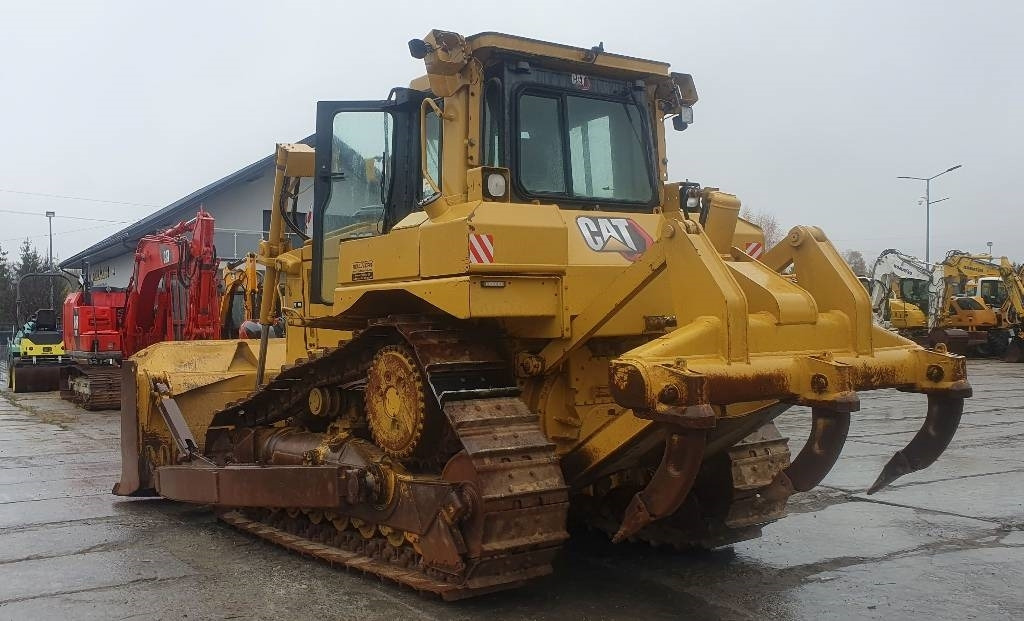 CAT D 6 T XL - Bulldozer: picture 2 CAT D 6 T XL - Bulldozer: picture 2