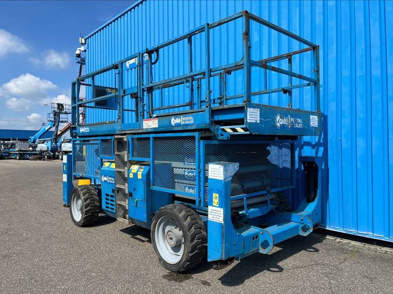 Genie GS 4390 RT | 2008 - Scissor lift: picture 5 Genie GS 4390 RT | 2008 - Scissor lift: picture 5