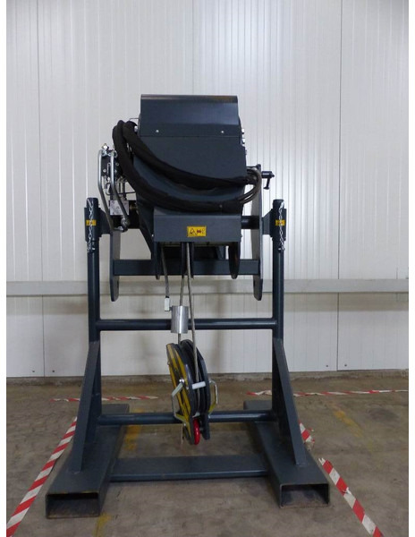 MAGNI Winch 6 Ton | New 2022 - Winch for Telescopic handler: picture 1 MAGNI Winch 6 Ton | New 2022 - Winch for Telescopic handler: picture 1