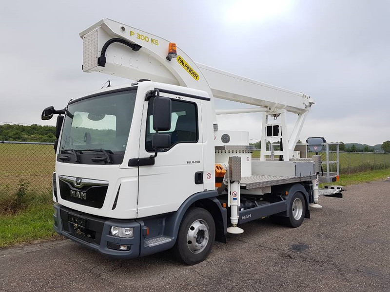Palfinger P 300 KS | 2022 - Truck mounted aerial platform: picture 2 Palfinger P 300 KS | 2022 - Truck mounted aerial platform: picture 2