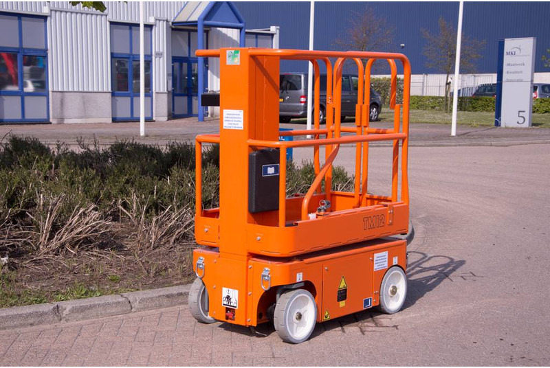 Snorkel TM12 - Vertical mast lift: picture 5 Snorkel TM12 - Vertical mast lift: picture 5