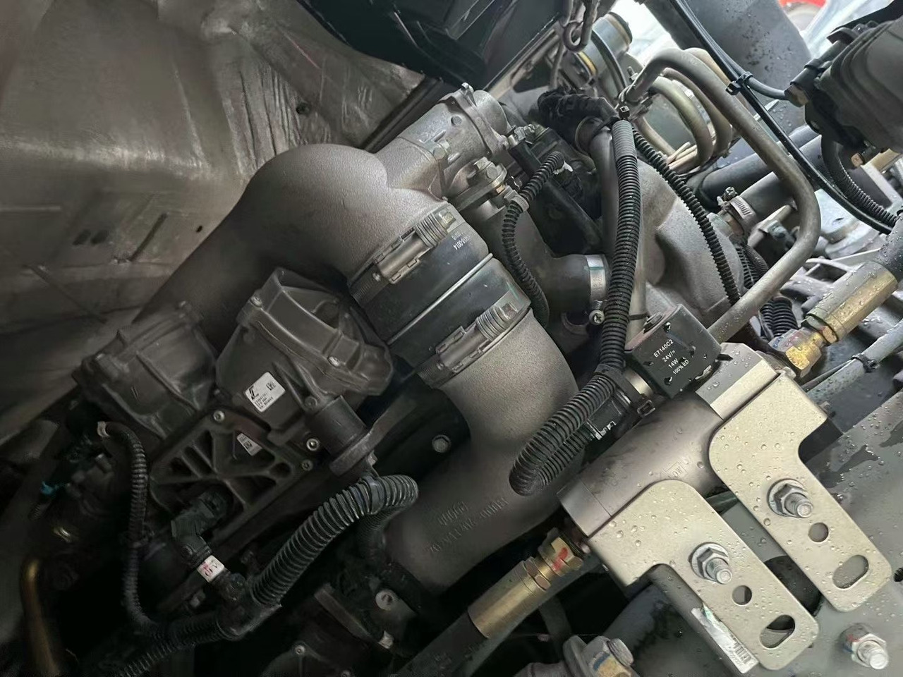 HOHAN LNG - Tractor unit: picture 3 HOHAN LNG - Tractor unit: picture 3
