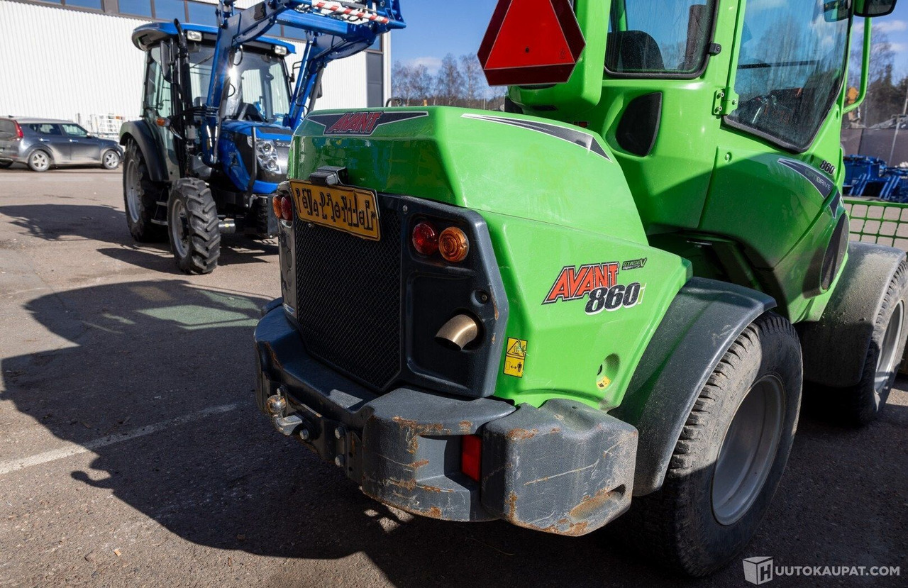 Avant 860 GT-ohjaamolla, 2022, Diesel, 1 000 h, Helsinki - Agricultural machinery: picture 5 Avant 860 GT-ohjaamolla, 2022, Diesel, 1 000 h, Helsinki - Agricultural machinery: picture 5