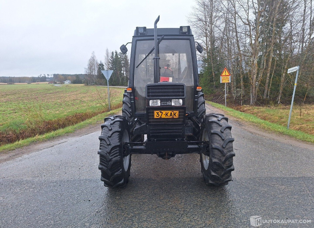 Case IH 885XL, 1988, 4.4 l, Diesel, 7 900 h Traktori, Akaa - Agricultural machinery: picture 2 Case IH 885XL, 1988, 4.4 l, Diesel, 7 900 h Traktori, Akaa - Agricultural machinery: picture 2