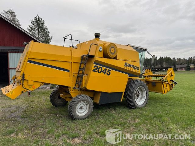 Sampo-Rosenlew 2045, 1991 Leikkuupuimuri, Jokioinen - Agricultural machinery: picture 3 Sampo-Rosenlew 2045, 1991 Leikkuupuimuri, Jokioinen - Agricultural machinery: picture 3