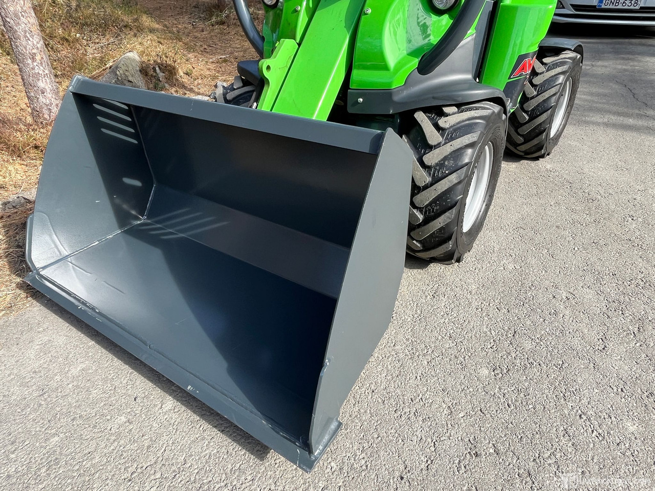 Avant 220 kahdella työlaitteella, 2021, vain 196h,, Jyväskylä - Compact loader: picture 5 Avant 220 kahdella työlaitteella, 2021, vain 196h,, Jyväskylä - Compact loader: picture 5
