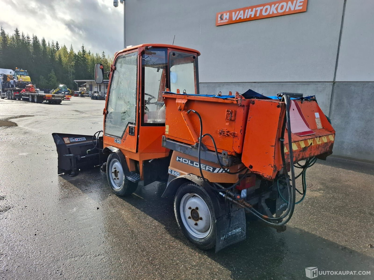 Holder C 230, 2000, Kiinteistöhuoltokone, Sis alv 25,5%, Nurmijärvi - Construction machinery: picture 2 Holder C 230, 2000, Kiinteistöhuoltokone, Sis alv 25,5%, Nurmijärvi - Construction machinery: picture 2