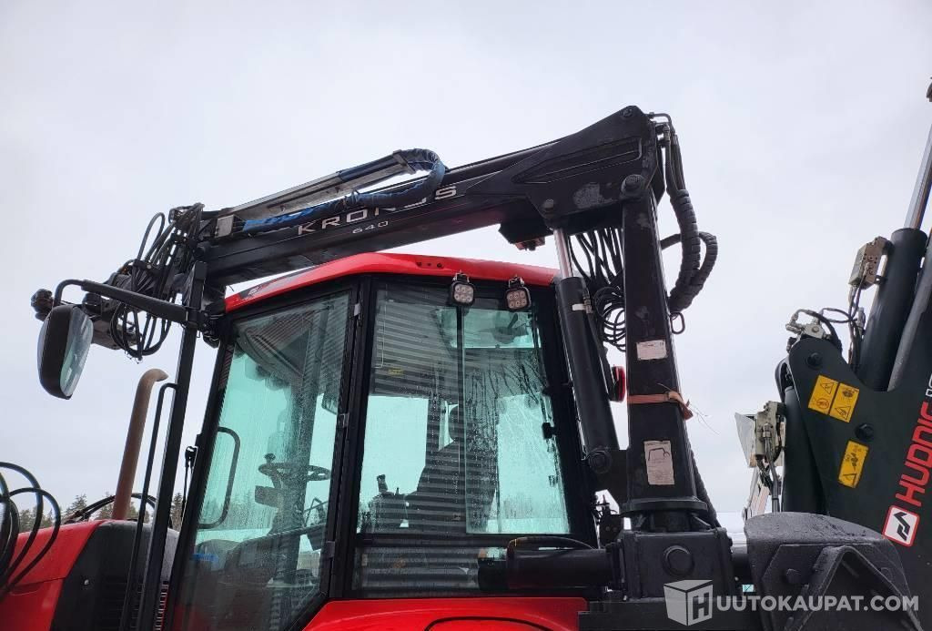 Huddig 1260 C Kronos, 2014, 9 000 h Traktorikuormaaja, Kerava - Construction machinery: picture 3 Huddig 1260 C Kronos, 2014, 9 000 h Traktorikuormaaja, Kerava - Construction machinery: picture 3