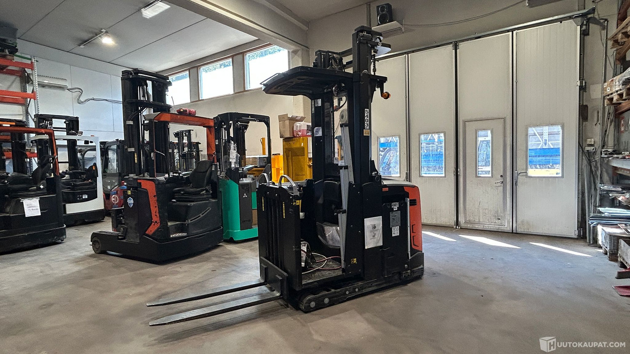 Korkeakeräilytrukki Rocla PHX10, vm. 2016, Raisio - Construction machinery: picture 1 Korkeakeräilytrukki Rocla PHX10, vm. 2016, Raisio - Construction machinery: picture 1