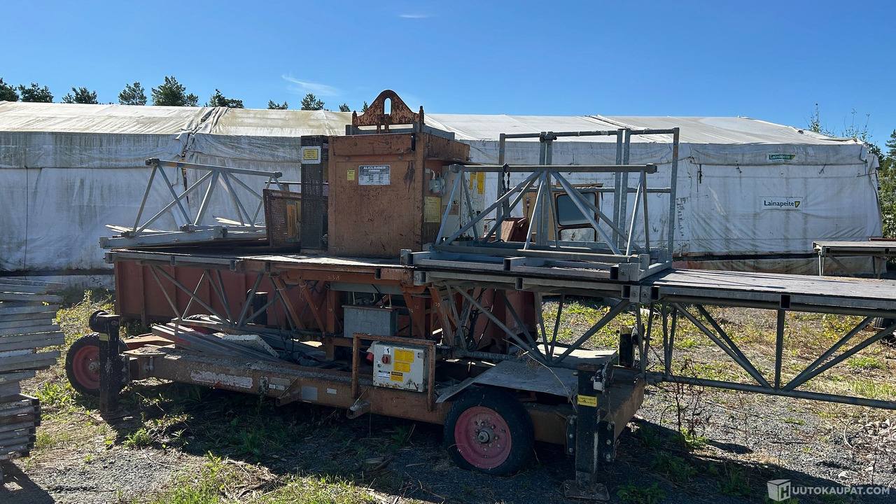 Mastonostin Alimak Aliclimber 4400, vm. 1996, Rauma - Construction machinery: picture 2 Mastonostin Alimak Aliclimber 4400, vm. 1996, Rauma - Construction machinery: picture 2