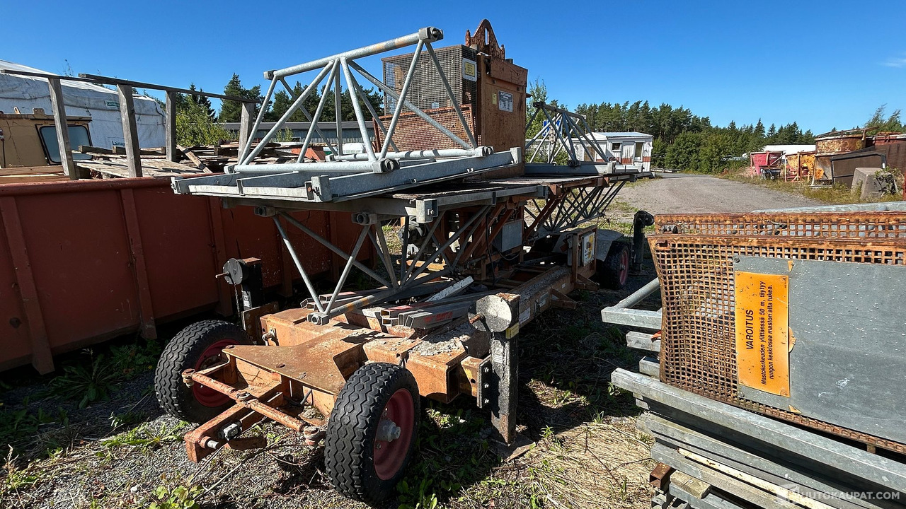 Mastonostin Alimak Aliclimber 4400, vm. 1996, Rauma - Construction machinery: picture 3 Mastonostin Alimak Aliclimber 4400, vm. 1996, Rauma - Construction machinery: picture 3