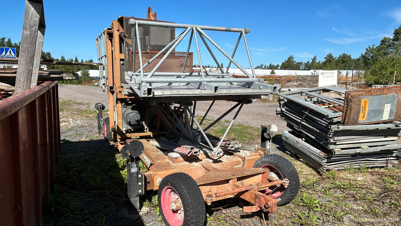 Mastonostin Alimak Aliclimber 4400, vm. 1996, Rauma - Construction machinery: picture 5 Mastonostin Alimak Aliclimber 4400, vm. 1996, Rauma - Construction machinery: picture 5