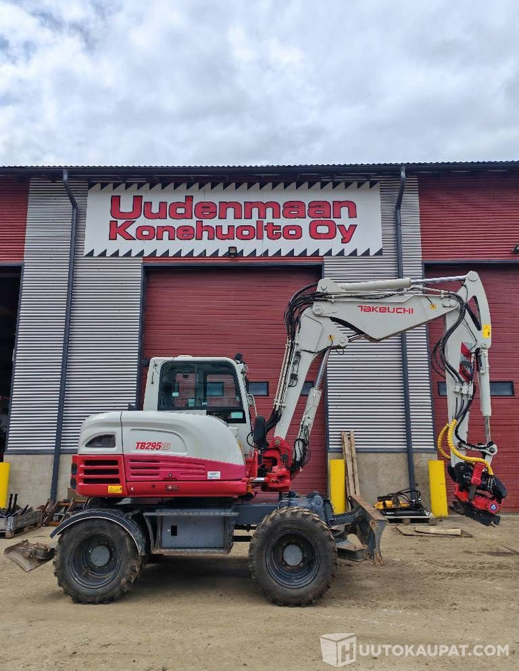 Takeuchi TB295W, 2014, 11 000 h Kaivinkone, Kerava - Construction machinery: picture 2 Takeuchi TB295W, 2014, 11 000 h Kaivinkone, Kerava - Construction machinery: picture 2