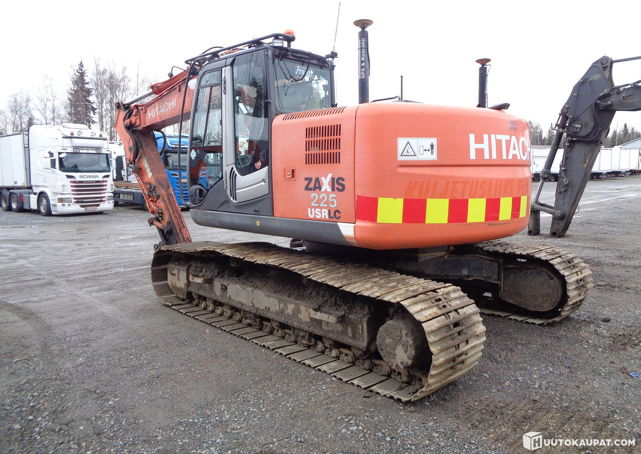 Hitachi ZX 225, 2011, Loimaa for sale, Crawler excavator - 10684313