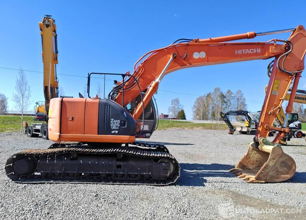 Hitachi ZX 225 US, 2003, 16 156 h Kaivinkone, Kurikka - Crawler excavator: picture 2 Hitachi ZX 225 US, 2003, 16 156 h Kaivinkone, Kurikka - Crawler excavator: picture 2