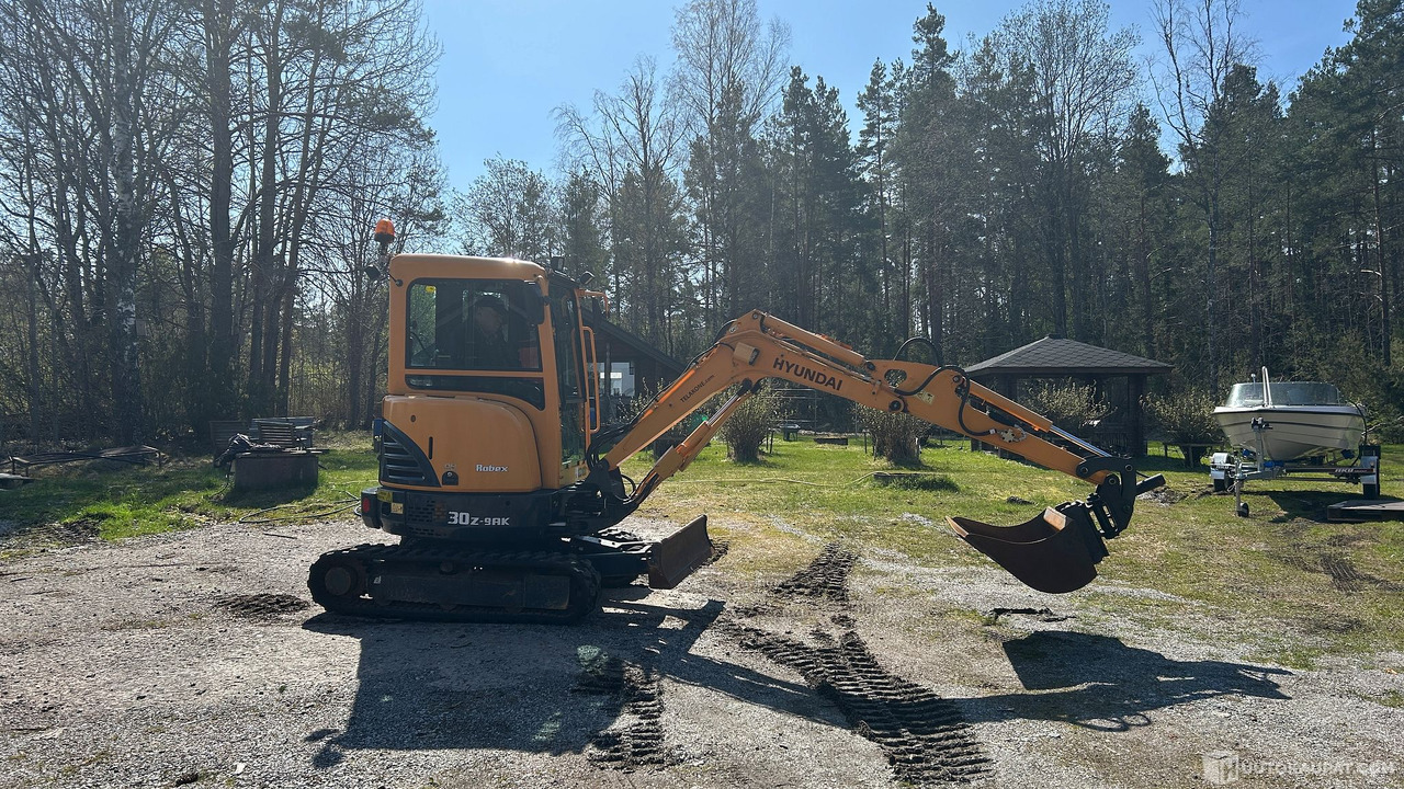 Kumitelakaivinkone Hyundai Robex 30z-9ak, vm. 2019, Eura - Mini excavator: picture 5 Kumitelakaivinkone Hyundai Robex 30z-9ak, vm. 2019, Eura - Mini excavator: picture 5
